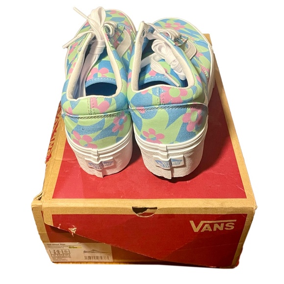 VANS: Old School Stac-Checkerboard Floral Blue/Pink - Picture 5 of 8
